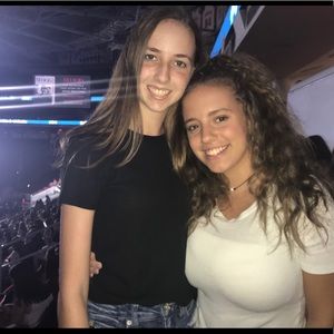 Meet your Posher, Avery